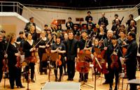 福島県相馬市の児童楽団がベルリン・フィルと「運命」共演、復興支援に謝意示す