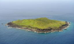 中国監視船が一時領海侵入 尖閣諸島周辺で３隻