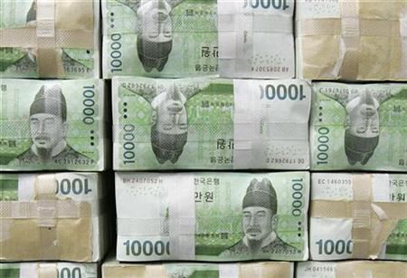 UPDATE3: 韓国中銀が政策金利を25ｂｐ引き下げ 2009年2月以来で予想外の利下げ