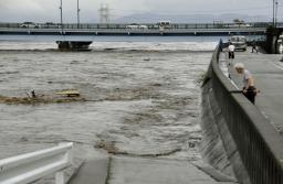 大雨:熊本で新たに死者３人、大分と両県で計７人に