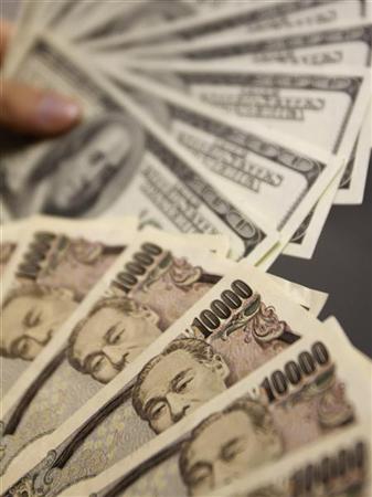 東京円、１か月ぶりに１ユーロ＝９６円台に上昇