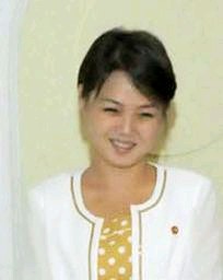 北朝鮮「謎の女性」また登場 金正恩氏夫人との見方強まる