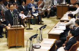 一体改革で最低保障年金、来年提出を断念…首相