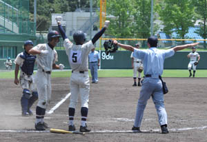 智弁和歌山が延長１４回に甲子園決める