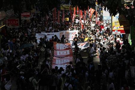 香港で「国民教育」反対デモ