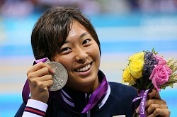 競泳・鈴木聡美 伸び伸び日本のエースへ