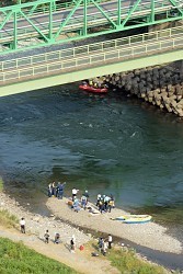 小学生救助に飛び込んだ２人流され死亡 福井・九頭竜川