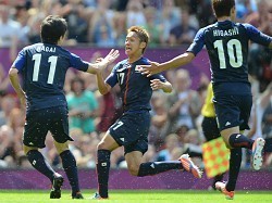 日本、４４年ぶり４強＝エジプトに３－０で快勝－サッカー男子〔五輪・サッカー〕