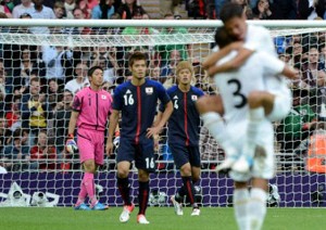 サッカー男子 「銅」かけ韓国と決戦へ