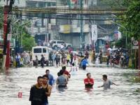 フィリピンの水害が深刻化、土砂崩れで死者