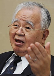 「国のため粛々と」経団連会長、増税法案の成立求める