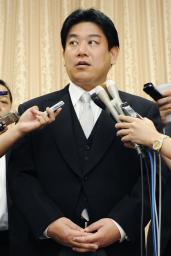 靖国参拝に影落とす領土問題 野田首相は「自粛」