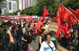 尖閣めぐり中国各地で反日デモ