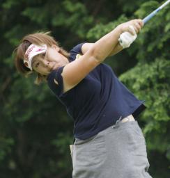 女子ゴルフ、全美貞が通算２０勝 ＣＡＴ最終日