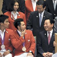 「被災地に勇気」…首相、五輪代表団に感謝状