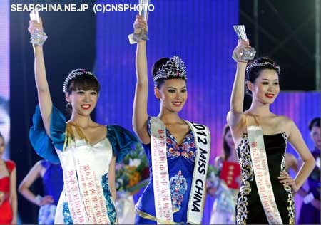 中国の美女モデルが２０１２年ミス・ワールドで見事に優勝