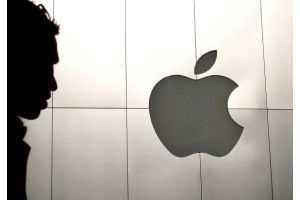 UPDATE2: 米アップル 、時価総額が史上最高 99年のマイクロソフト上回る