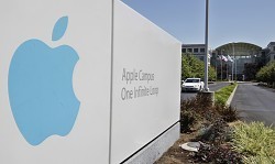 強さ際立つアップル、米株高をけん引 過熱との声も