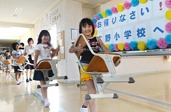 ２学期:福島・広野で１年半ぶり授業再開 本来の校舎で