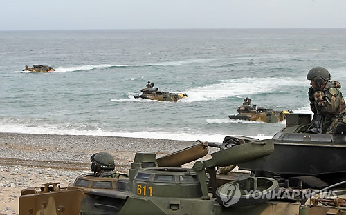 海兵隊の竹島上陸訓練見送り＝「大統領訪問で意思示した」－韓国