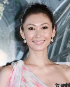 女優の田丸麻紀さんが一般男性と結婚