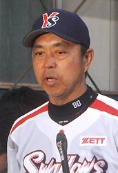 ヤクルト小川監督続投発表へ