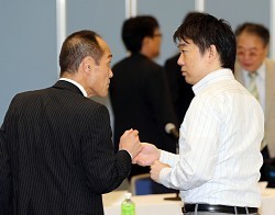 維新:公開討論会 元首長３人、議員７人を発足メンバーに