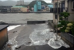 台風１６号:九州・山口地方で被害相次ぐ 交通機関も乱れ