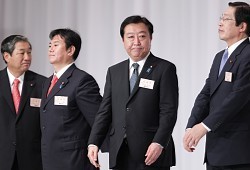 民主党代表選、野田首相再選 「現実路線」評価された 和歌山