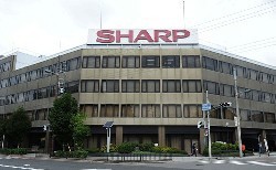 シャープ:協調融資は１８００億円に…銀行の実施計画詳細