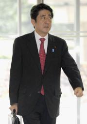 号外：自民党副総裁に高村氏、政調会長に甘利氏、総務会長に細田氏を起用 （14:15）