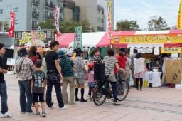 浜松でギョーザ祭り 宇都宮市からも初参加