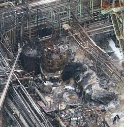 日触媒の営業機会損失は月45億円に、爆発事故で停止の姫路製造所