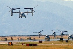 岩国基地からオスプレイ3機が普天間飛行場へ・・・（12/10/02）