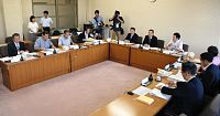 条例案、初の公開質疑／原発住民投票