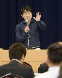 日本維新:橋下氏が党運営の最終決定権 全体会議で強調