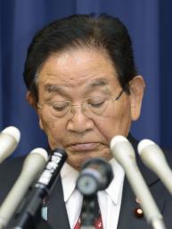 法相献金問題、調査公表は週明けに 野党は辞任要求強める