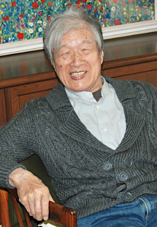 丸谷才一さん死去:庄内の風土が生んだ作家 「鶴岡の誇り、残念」 ／山形