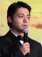 山田孝之、夫人の妊娠発表「新しい命を…」