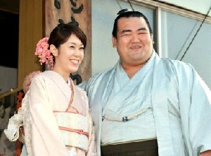 琴奨菊関が佐賀の女性と結婚へ