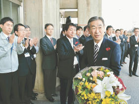 自民組織フル稼働 酒田市長に本間氏初当選