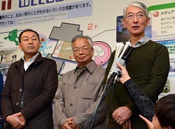 大飯原発:トレンチ入念に観察 活断層か明言避ける−−原子力規制委・破砕帯調査 ／福井