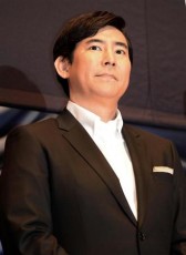 二重あご姿の高嶋政伸「離婚以外ありません」 ９日判決