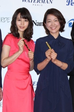 堀北真希、古田敦也 ほか 「万年筆ベストコーディネイト賞2012」授賞式