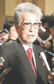 渡部恒三氏正式引退 「明日の日本が心配」苦言最後まで