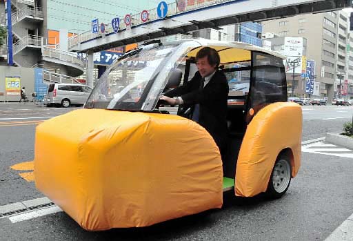 広島大発ＶＢ、車体外装にエアバッグをつけたＥＶ発売