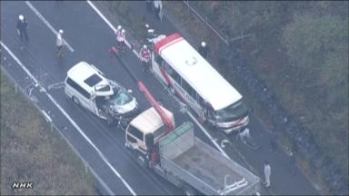 交通事故:バスの正面衝突や多重事故 滋賀県内で相次ぐ