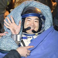 星出さん、カザフに帰還…船外活動日本人で最長