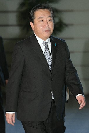 鳩山元首相:衆院選不出馬を首相に午後伝達