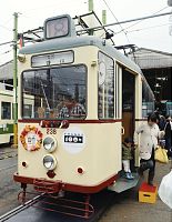 １００年 車両に思いはせ